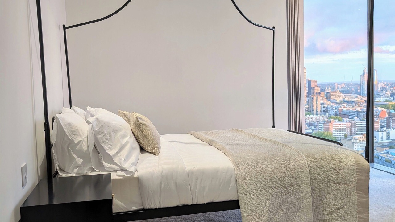 Photo of Bedroom in Bunhill