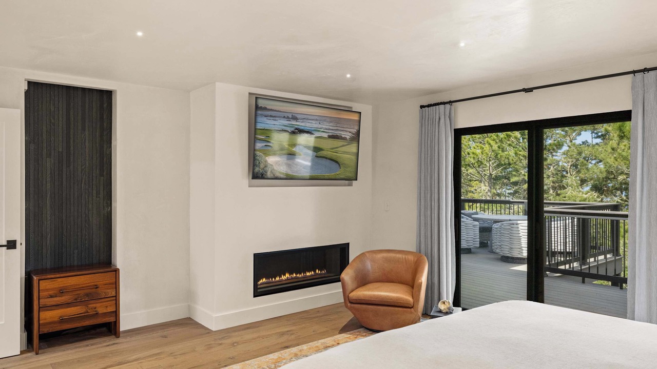 Photo of Bedroom in Del Monte Forest