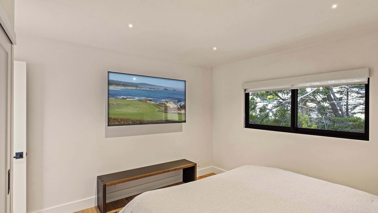 Photo of Bedroom in Del Monte Forest