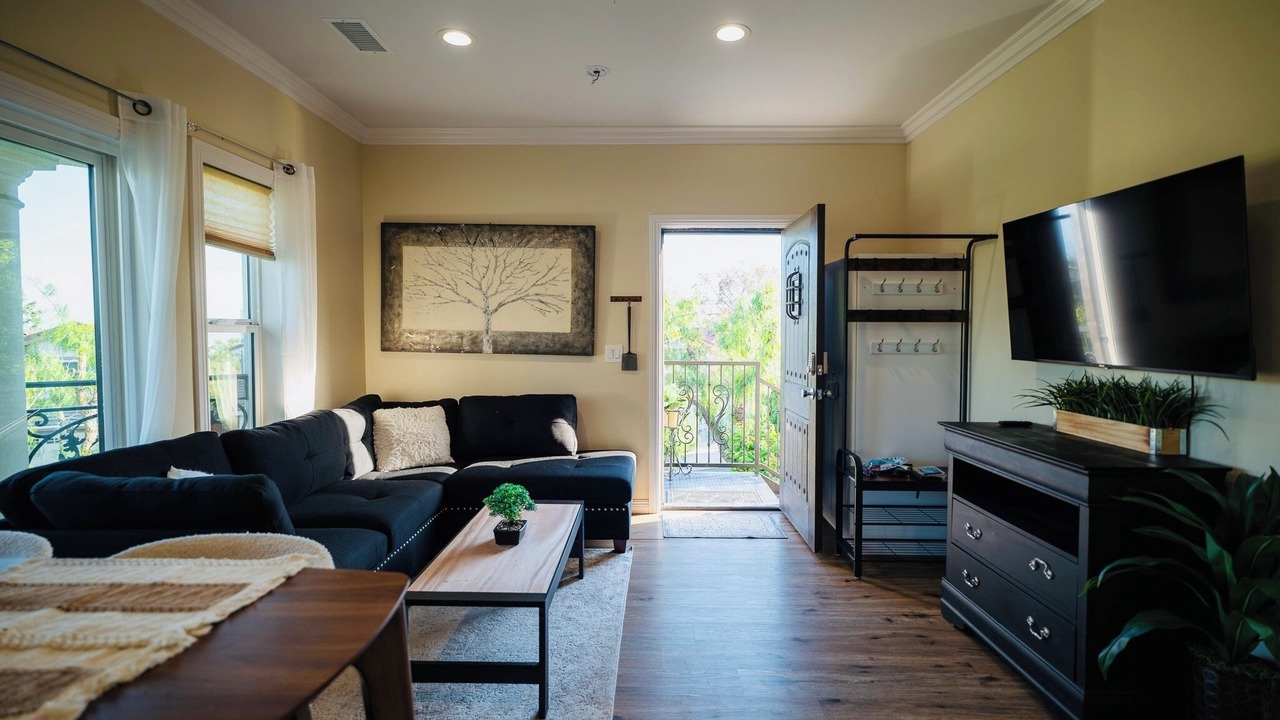 Photo of Livingroom in Rancho Cucamonga