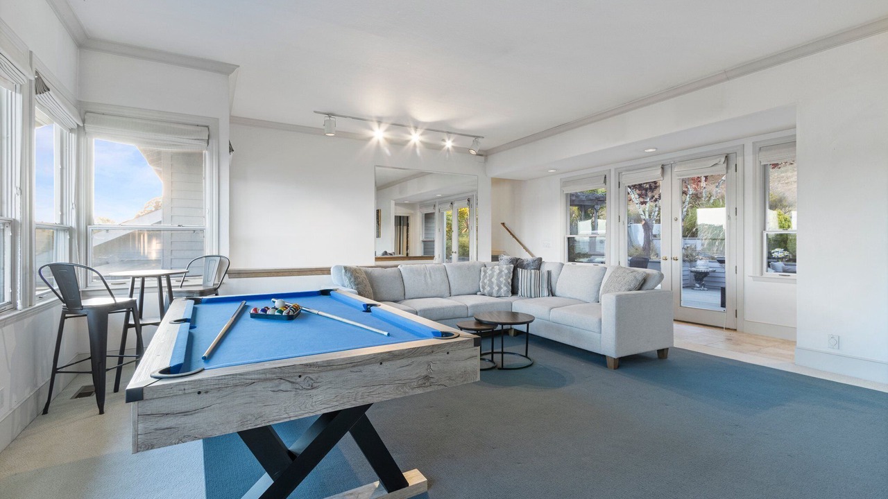 Photo of Livingroom in San Rafael