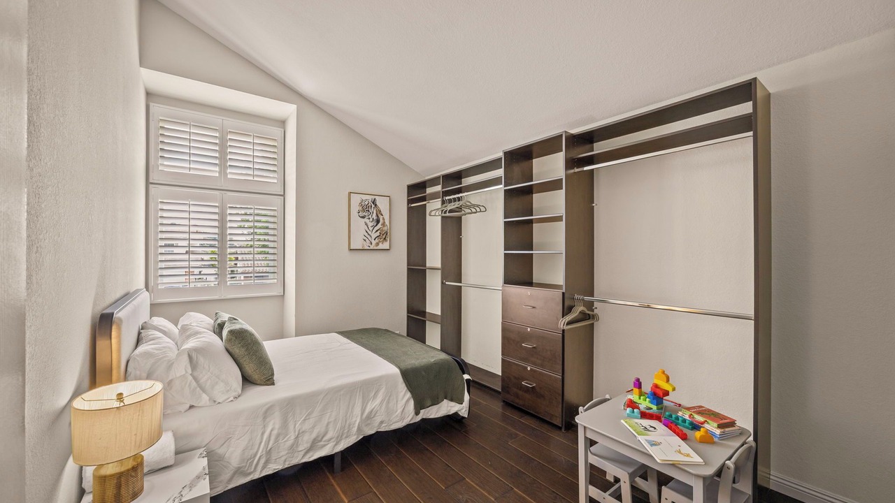 Photo of Bedroom in Rowland Heights