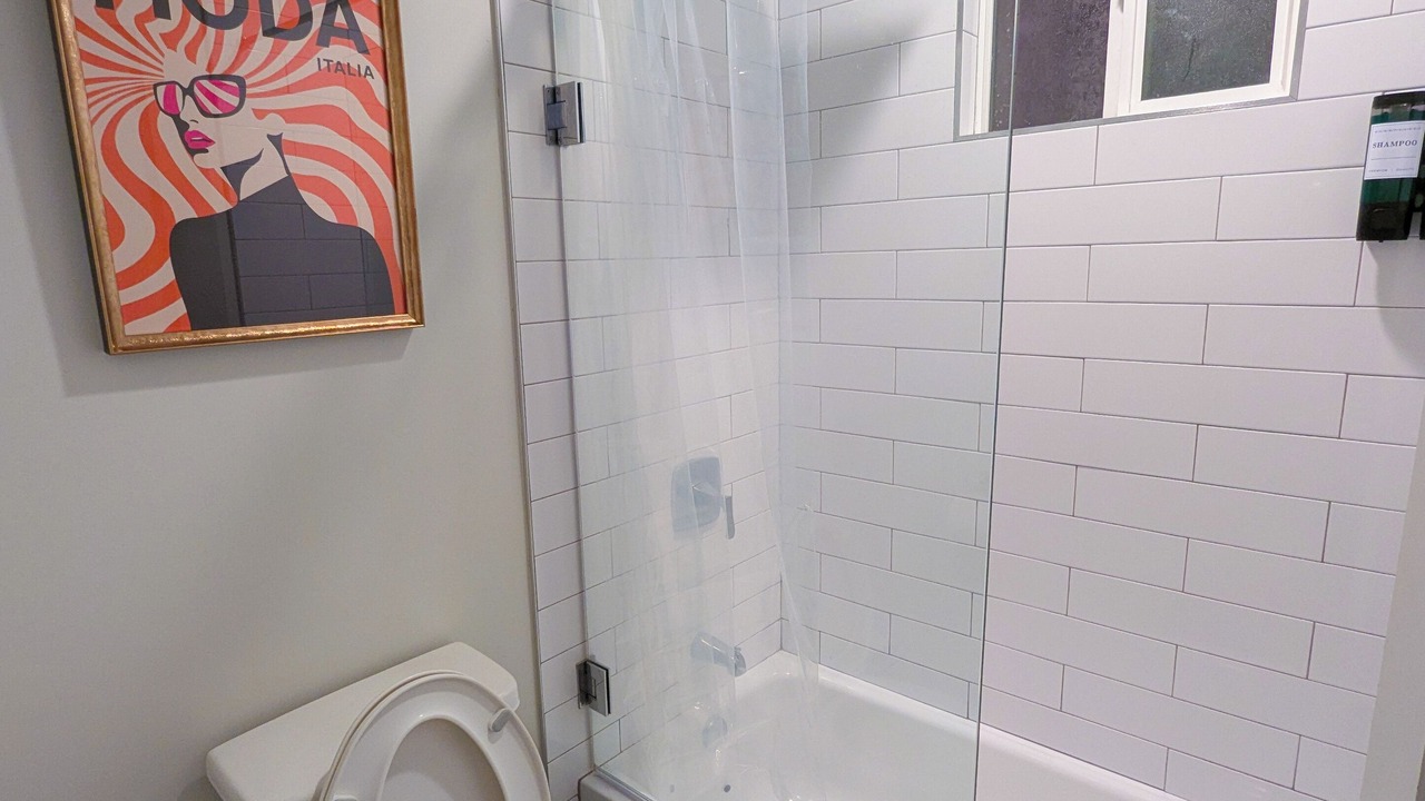 Photo of Bathroom in NoHo Arts District
