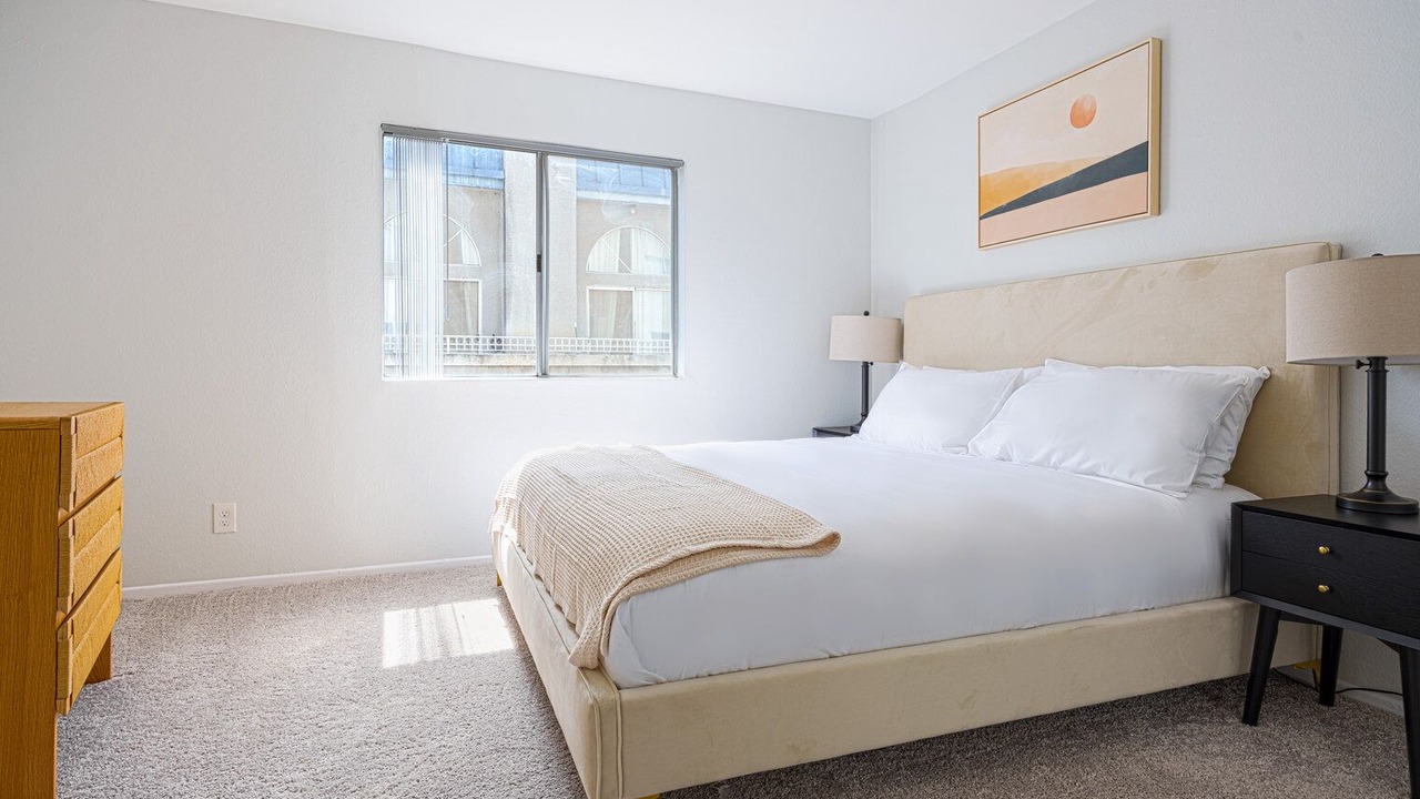 Photo of Bedroom in Sherman Oaks
