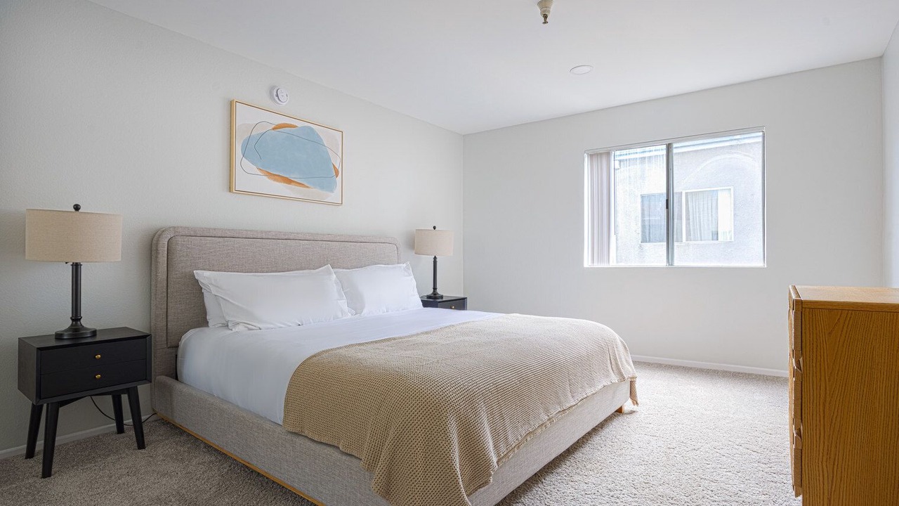 Photo of Bedroom in Sherman Oaks