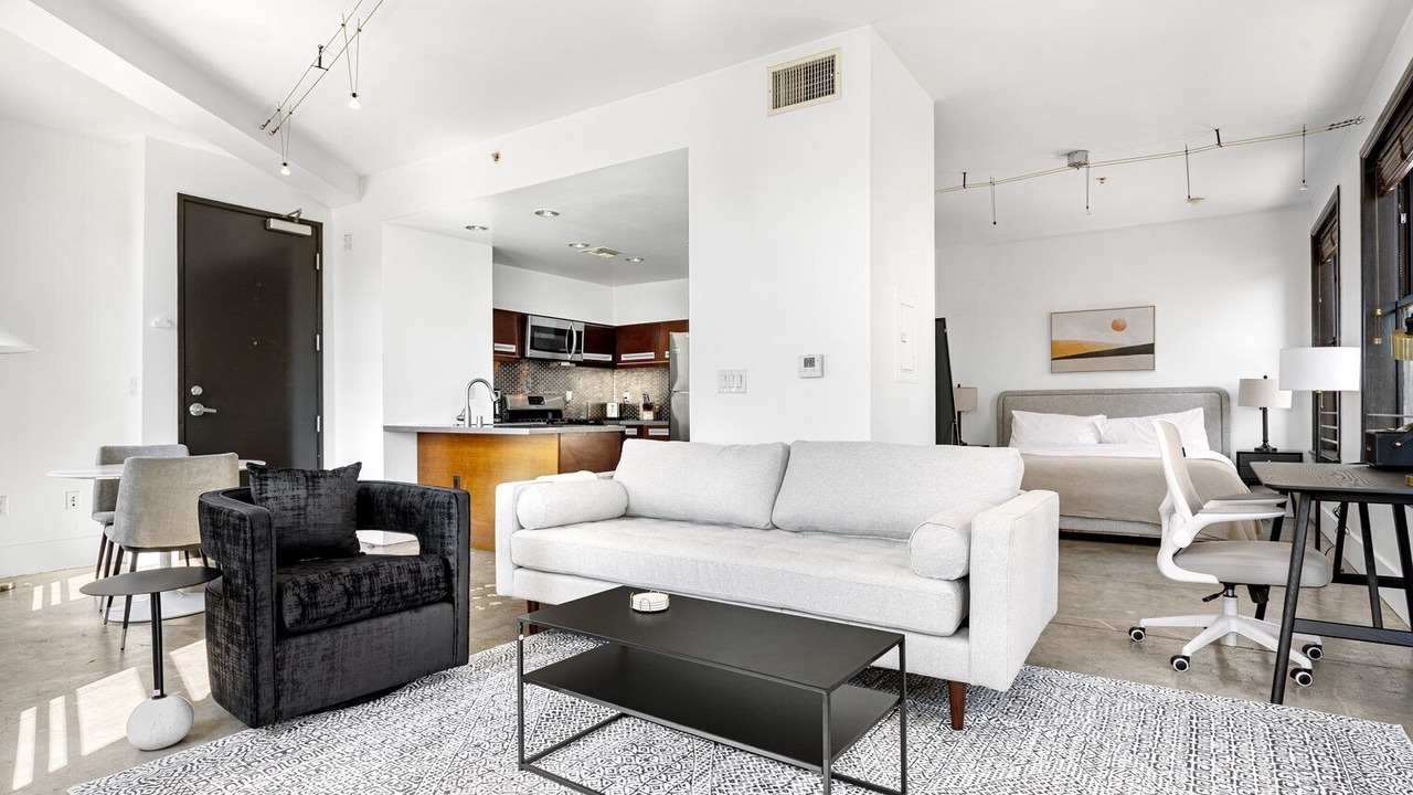 Photo of Livingroom in Historic Core