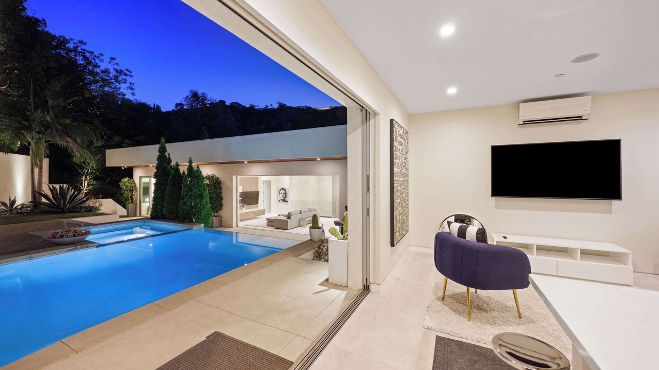 Photo of Outdoor in Sherman Oaks