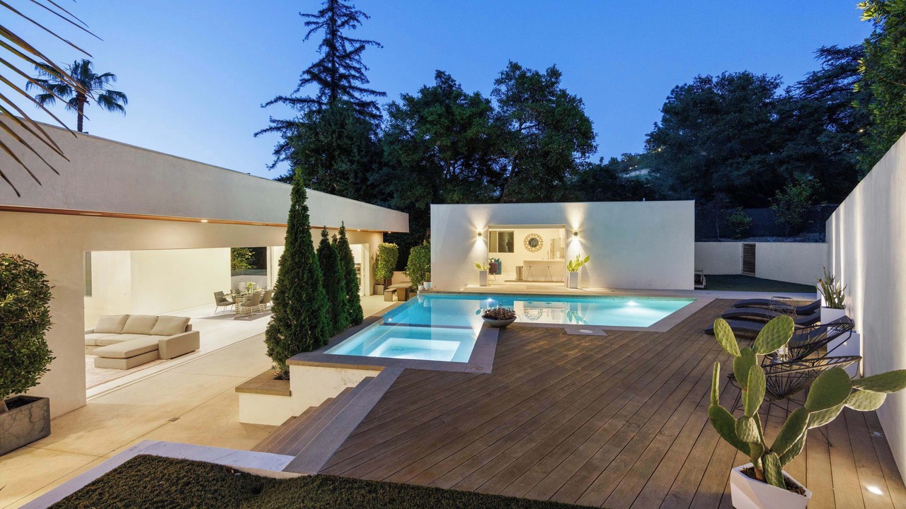 Photo of Outdoor in Sherman Oaks