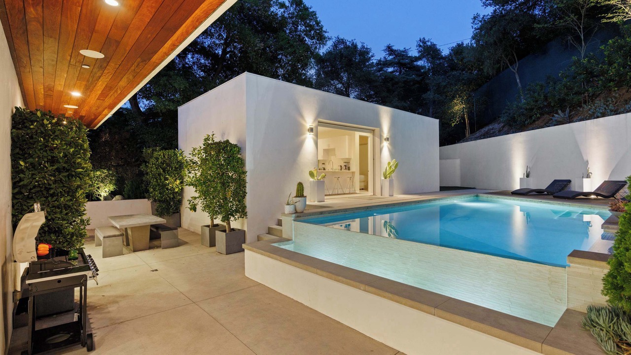 Photo of Outdoor in Sherman Oaks