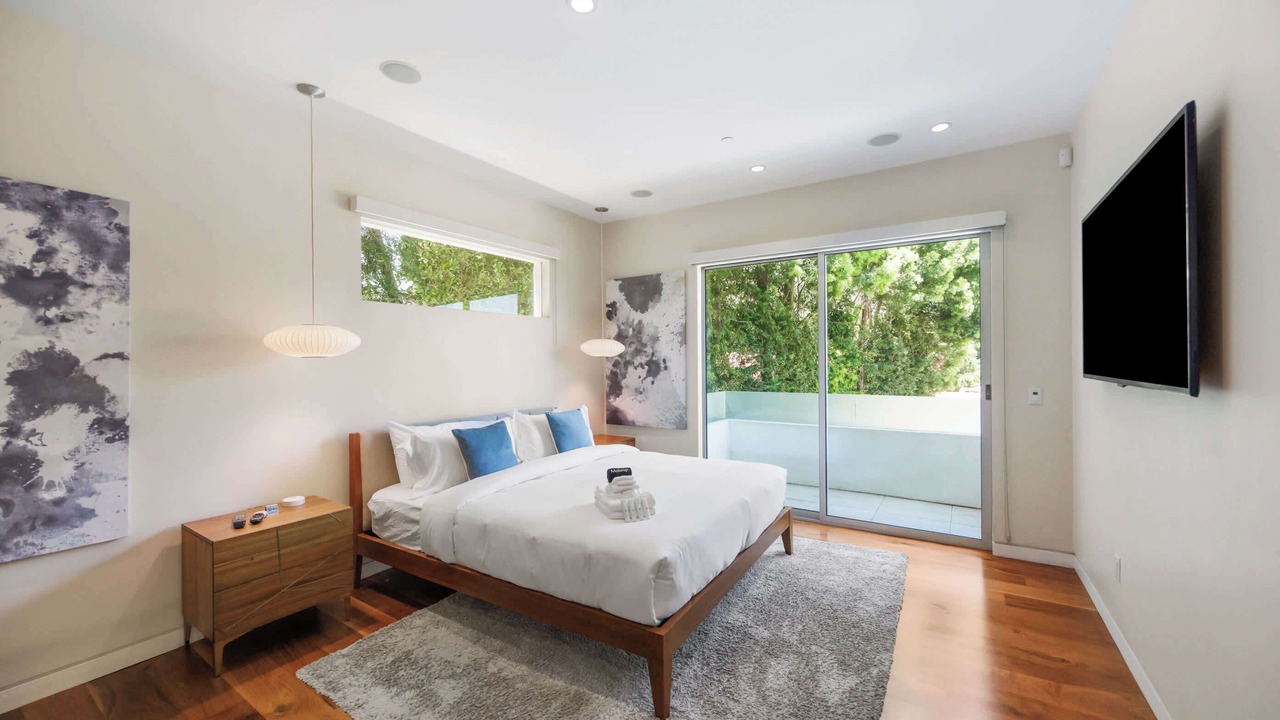 Photo of Bedroom in Sherman Oaks