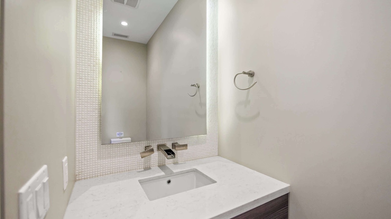 Photo of Bathroom in Sherman Oaks