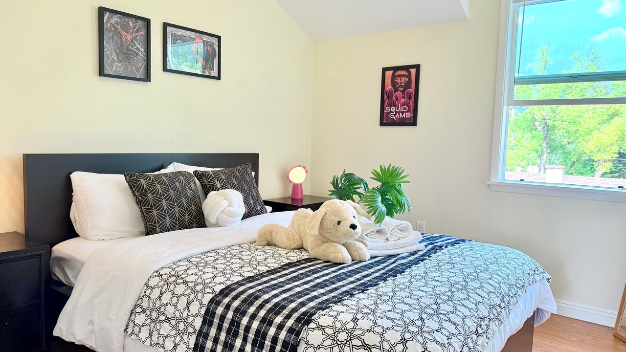 Photo of Bedroom in Mid Central