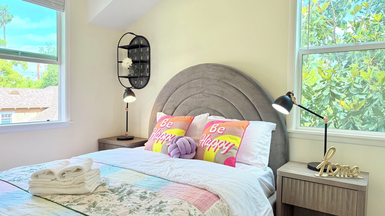 Photo of Bedroom in Mid Central