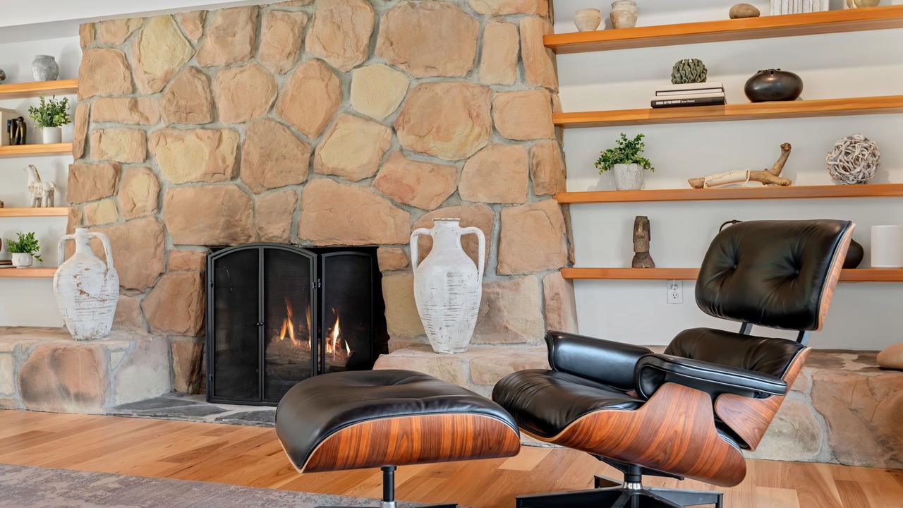 Photo of Livingroom in Mission Canyon