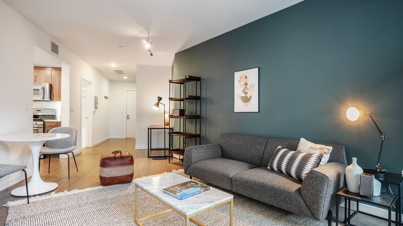 Photo of Livingroom in Beverly Grove