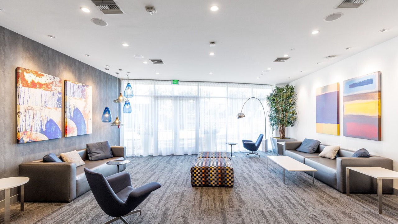 Photo of Livingroom in Beverly Grove