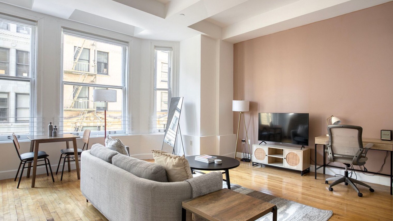 Photo of Livingroom in Historic Core