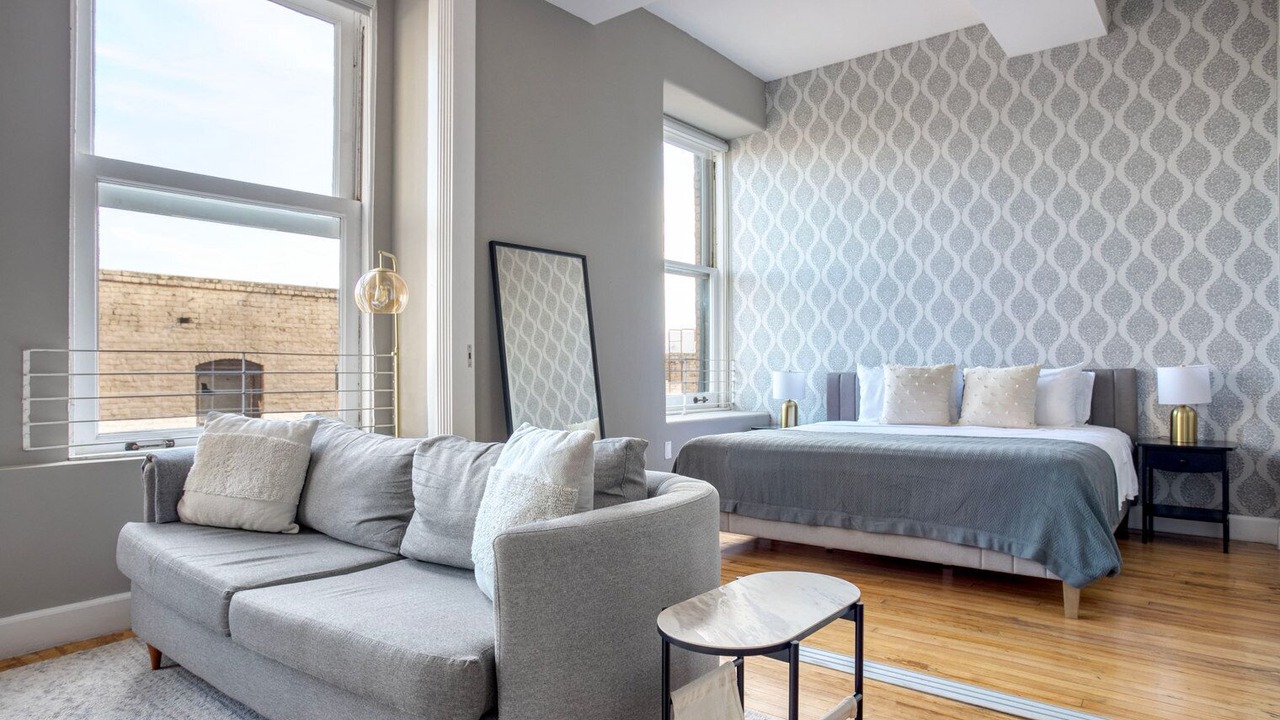 Photo of Livingroom in Historic Core