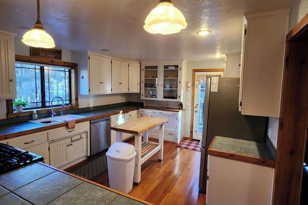 Photo of Kitchen in Wrightwood