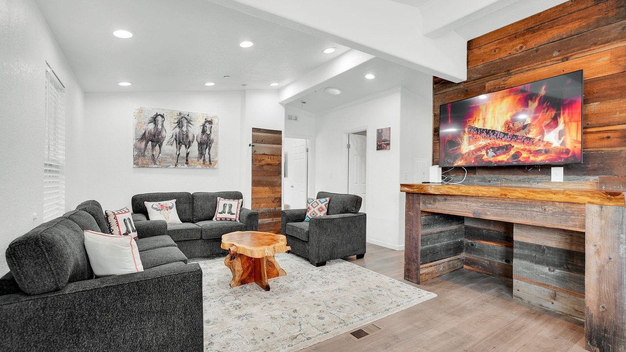 Photo of Livingroom in Castro Valley