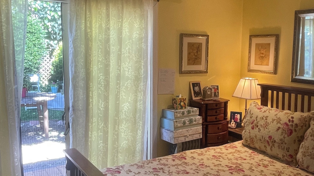 Photo of Bedroom in Hermosa Beach
