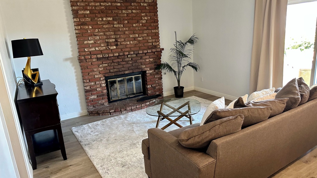 Photo of Livingroom in Lancaster