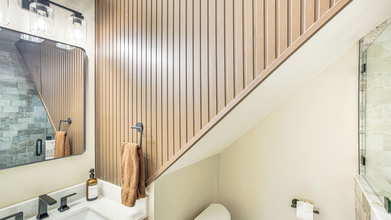 Photo of Bathroom in Arrowhead Villas
