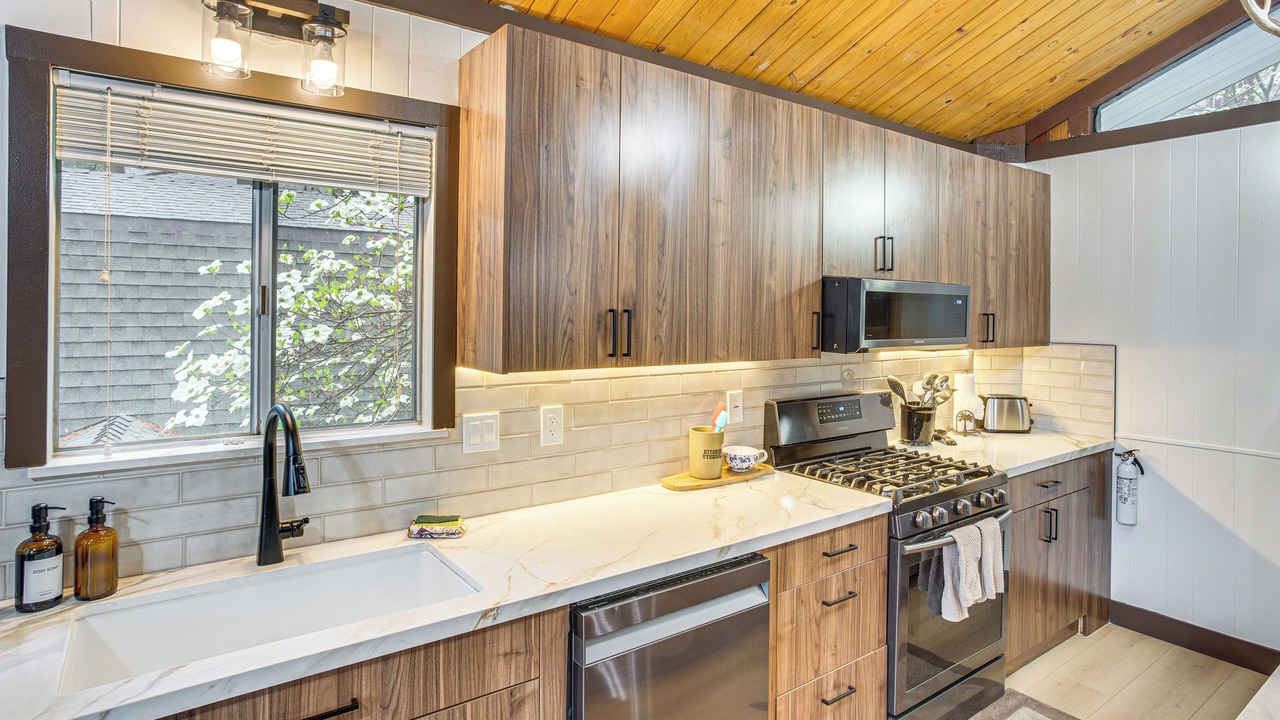 Photo of Kitchen in Arrowhead Villas