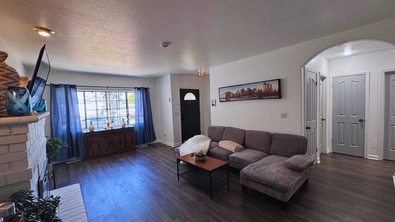 Photo of Livingroom in Castro Valley