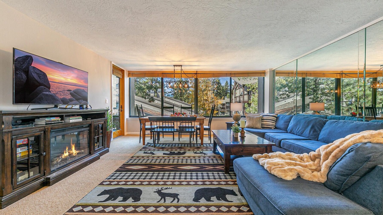 Photo of Livingroom in Brockway