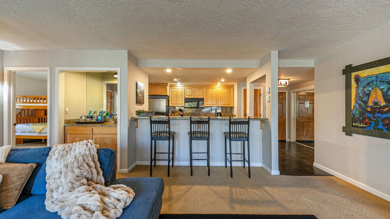 Photo of Livingroom in Brockway