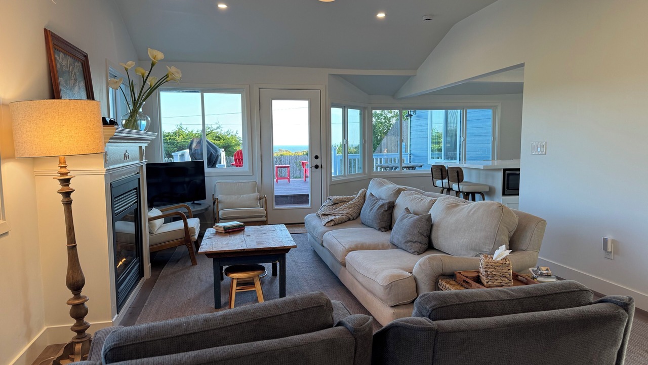 Photo of Livingroom in Bodega Bay