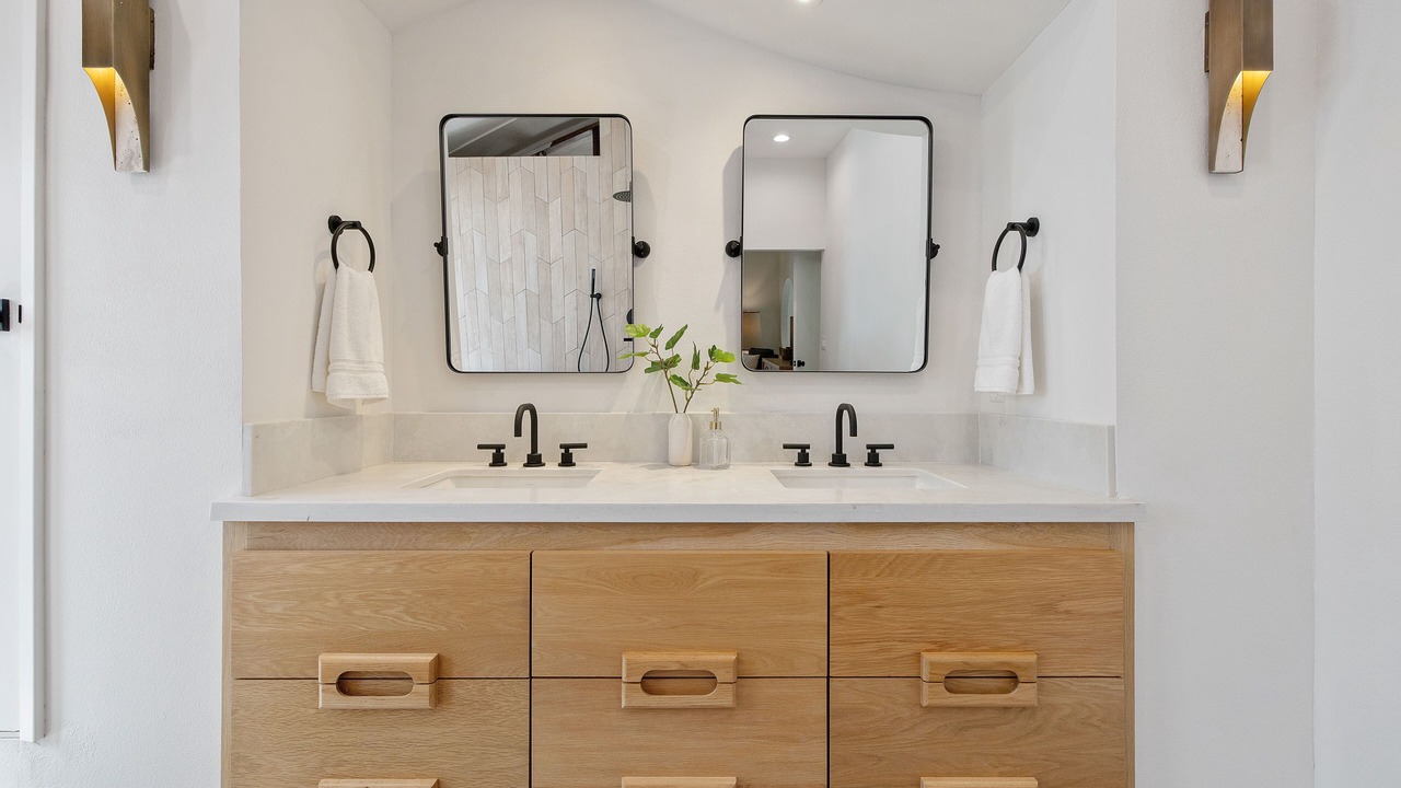 Photo of Bathroom in Sanger