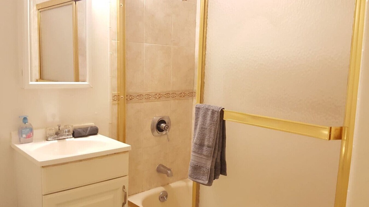 Photo of Bathroom in Beverly Grove