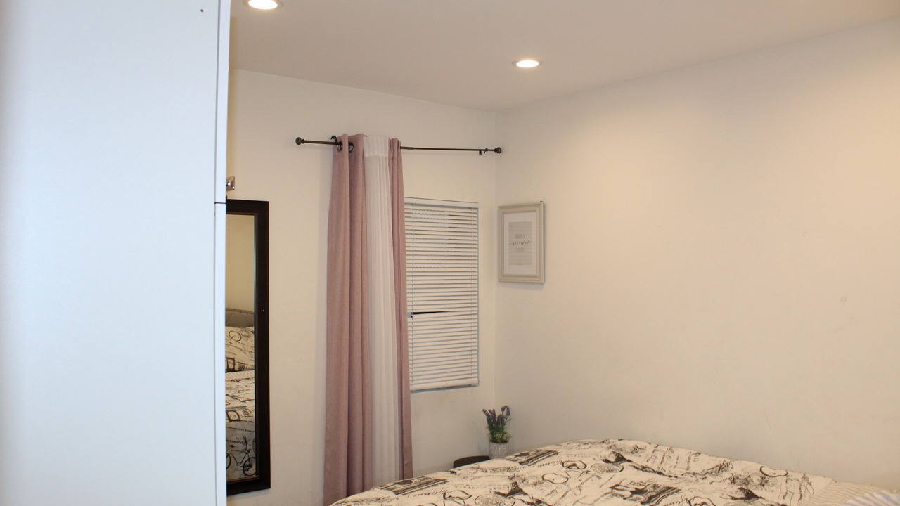 Photo of Bedroom in Oakland