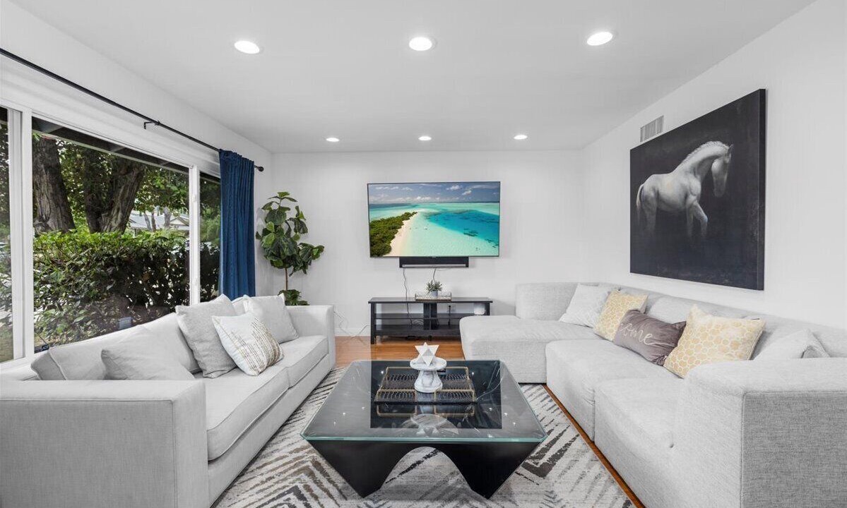 Photo of Livingroom in Hacienda Heights