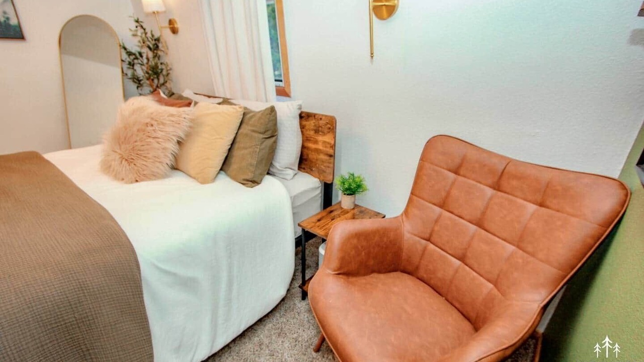 Photo of Bedroom in Fawnskin