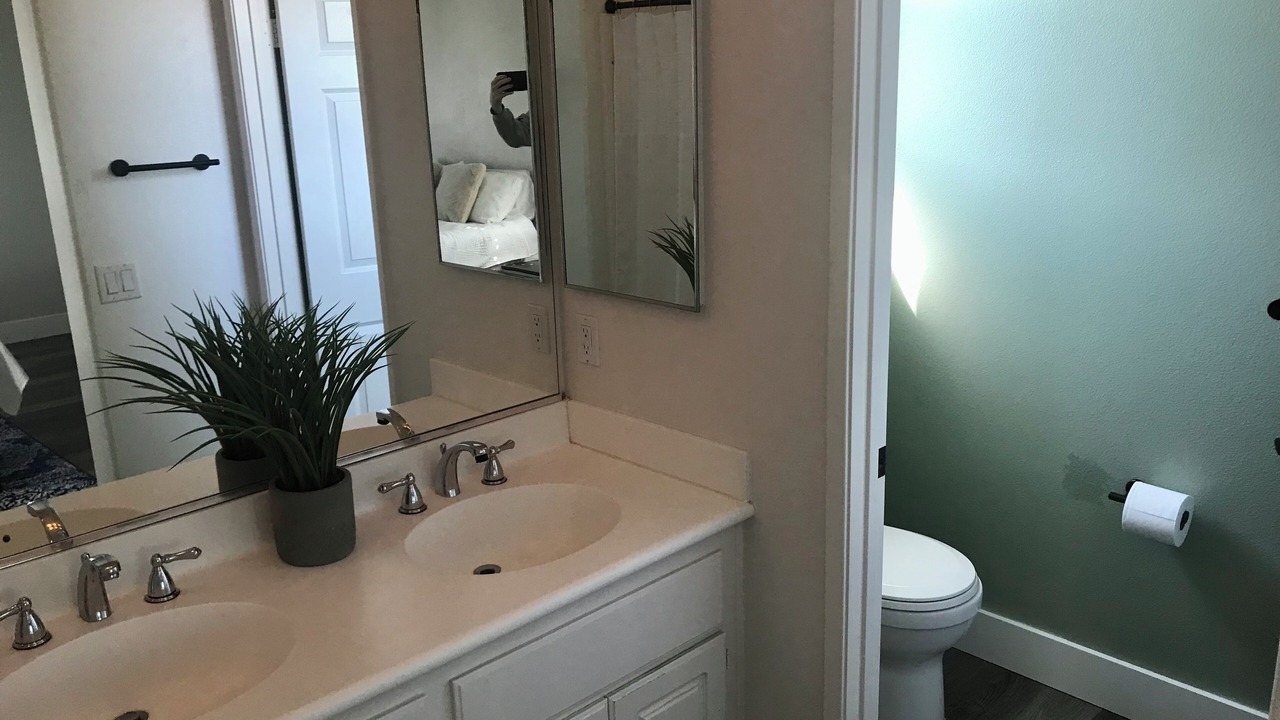 Photo of Bathroom in Moreno Valley