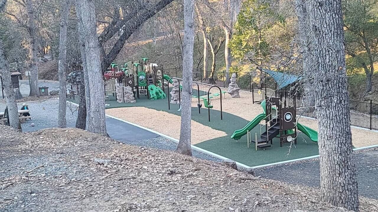 Photo of Others in Groveland