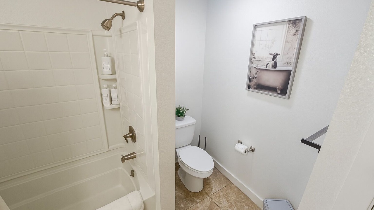 Photo of Bathroom in Del Rey