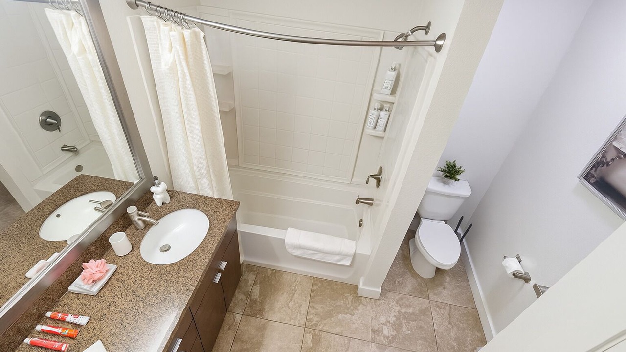 Photo of Bathroom in Del Rey