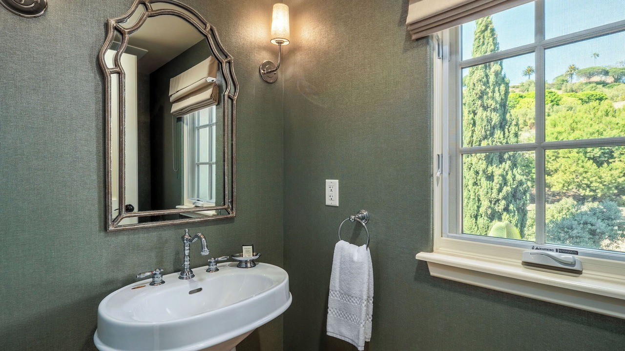Photo of Bathroom in Rancho Palos Verdes