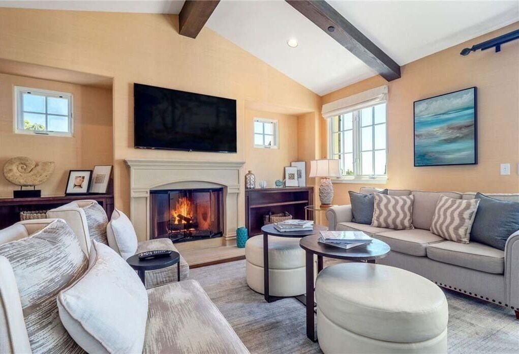 Photo of Livingroom in Rancho Palos Verdes