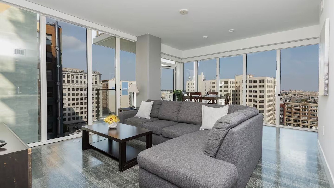 Photo of Livingroom in Downtown Los Angeles