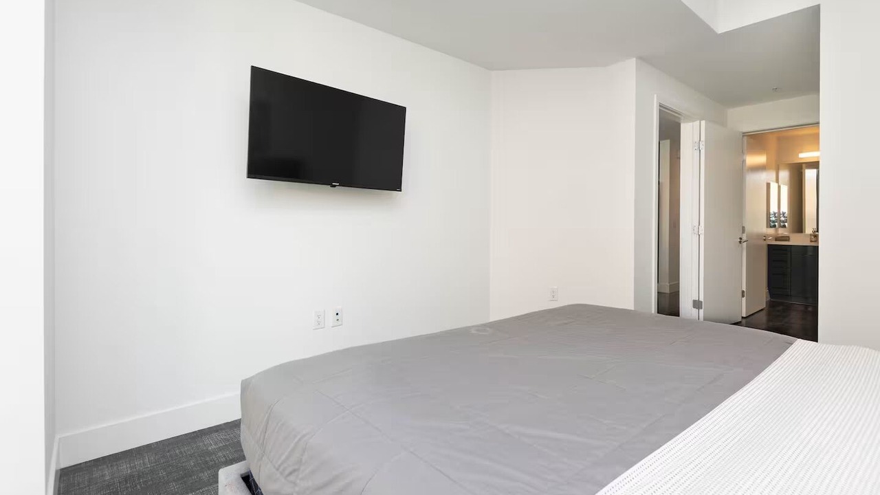 Photo of Bedroom in Downtown Los Angeles