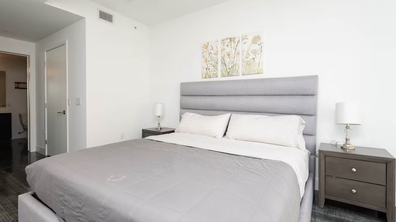 Photo of Bedroom in Downtown Los Angeles