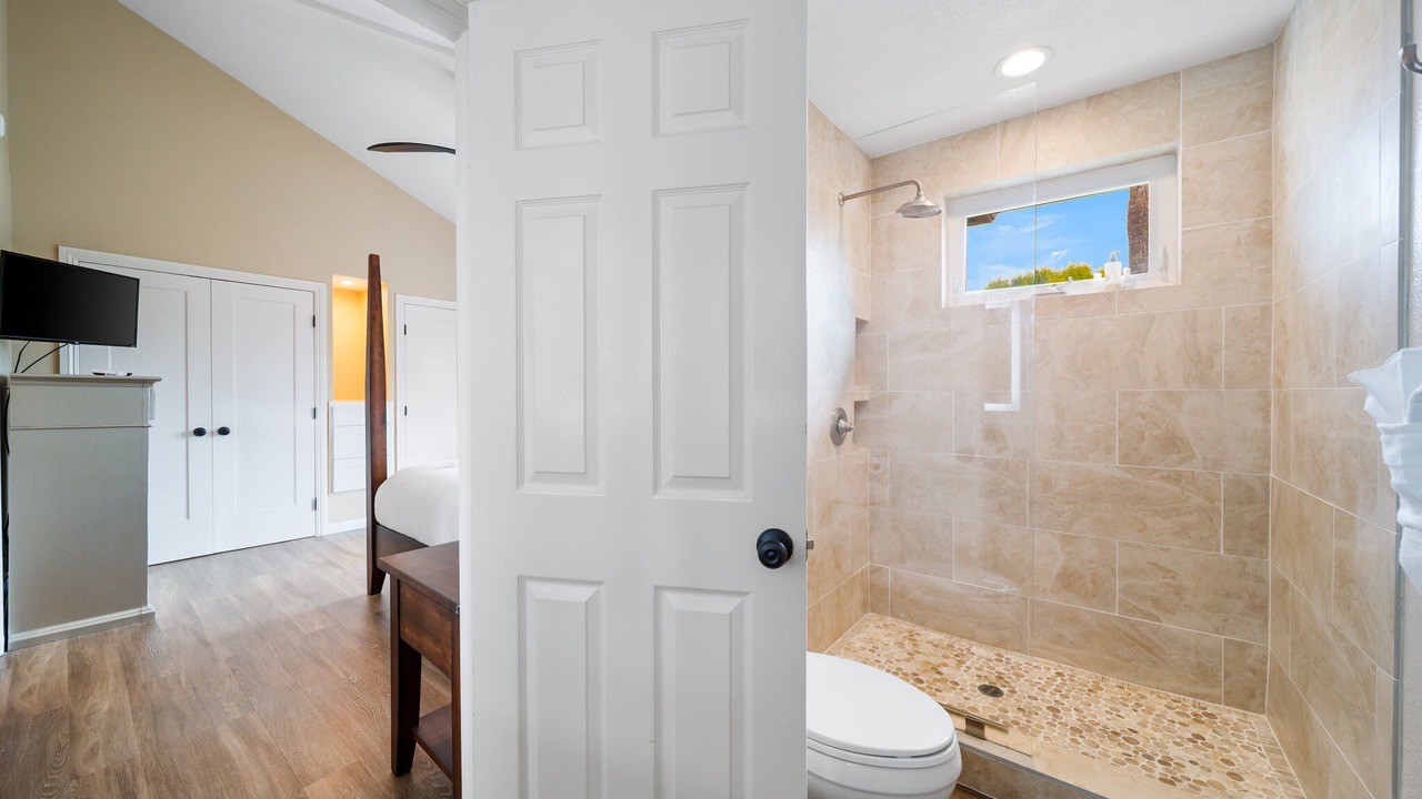Photo of Bathroom in Corona del Mar