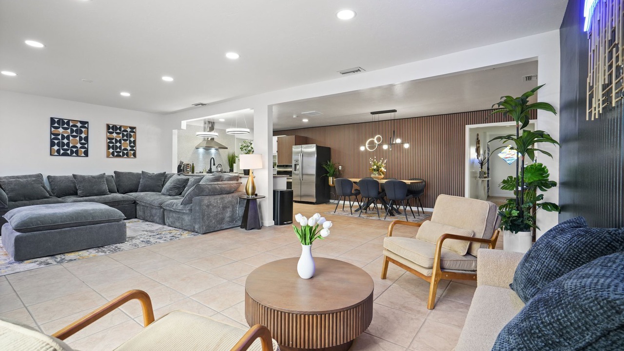 Photo of Livingroom in East Hemet