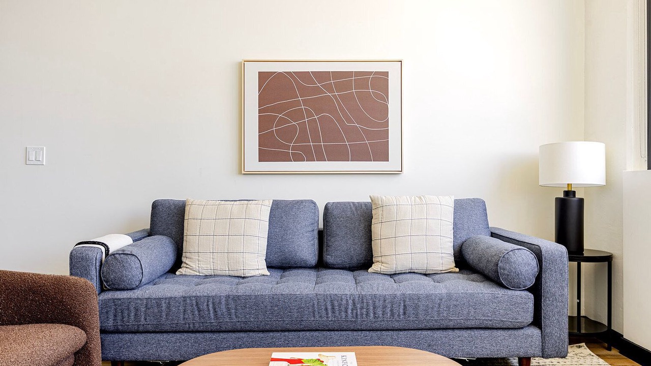 Photo of Livingroom in Westlake