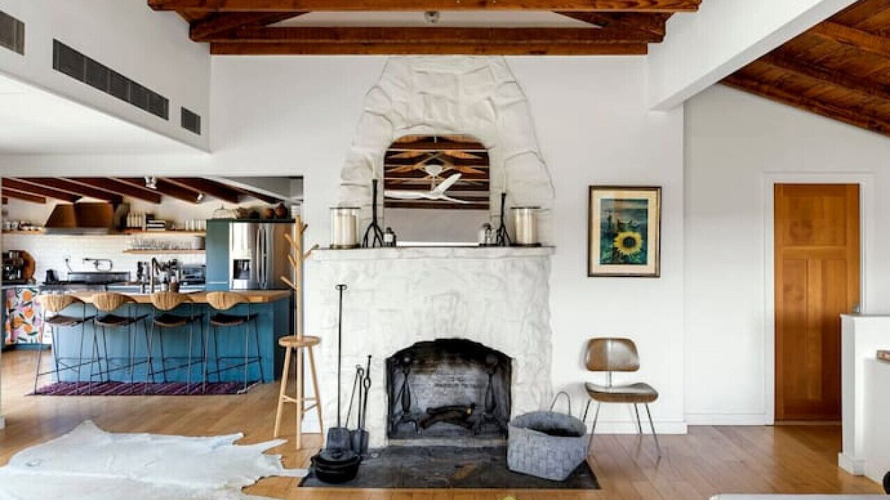 Photo of Livingroom in Topanga